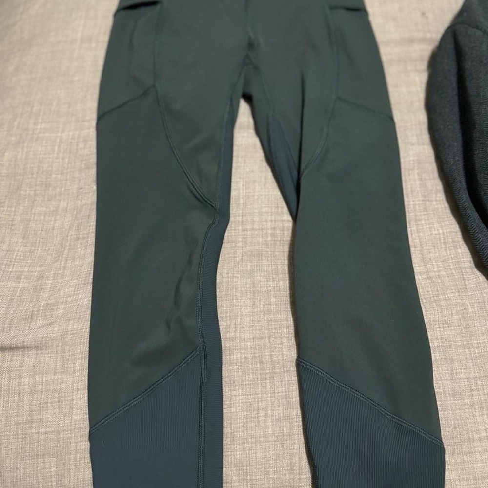 Lululemon High Waisted Leggings with Pockets Ribbed Panel Green Womens 6